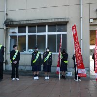 生徒会　あいさつ運動頑張っています