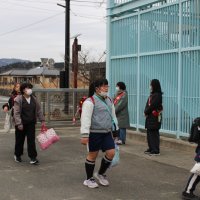 三校合同あいさつ運動
