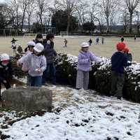 雪遊びに夢中！子供は風の子