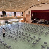 第６学年「卒業式練習」！歌と呼びかけの練習しました