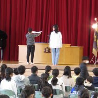 第４５６年生「合同卒業式練習」！緊張した面持ちで取り組んでいました